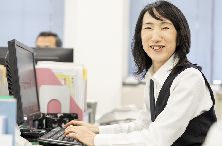 先輩社員