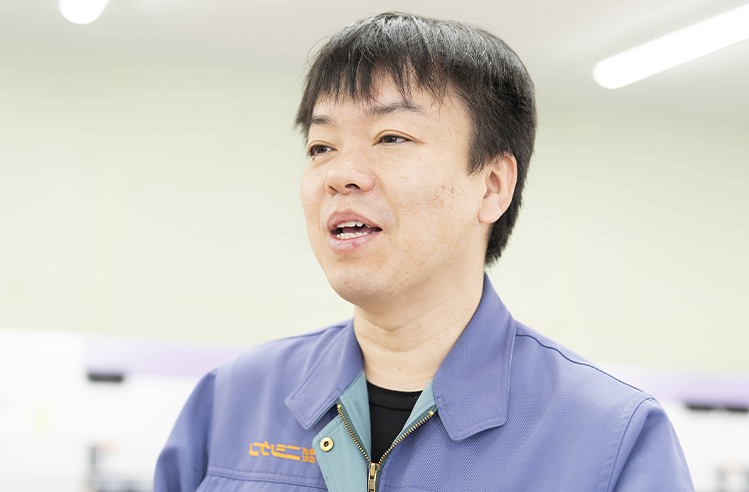 先輩社員